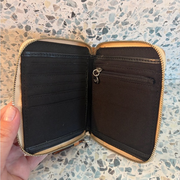 Coach Peyton Patent Leather Zip Wallet Black Embossed Monogram - Picture 3 of 4